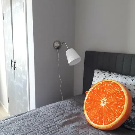 Hamina Orange Maaria